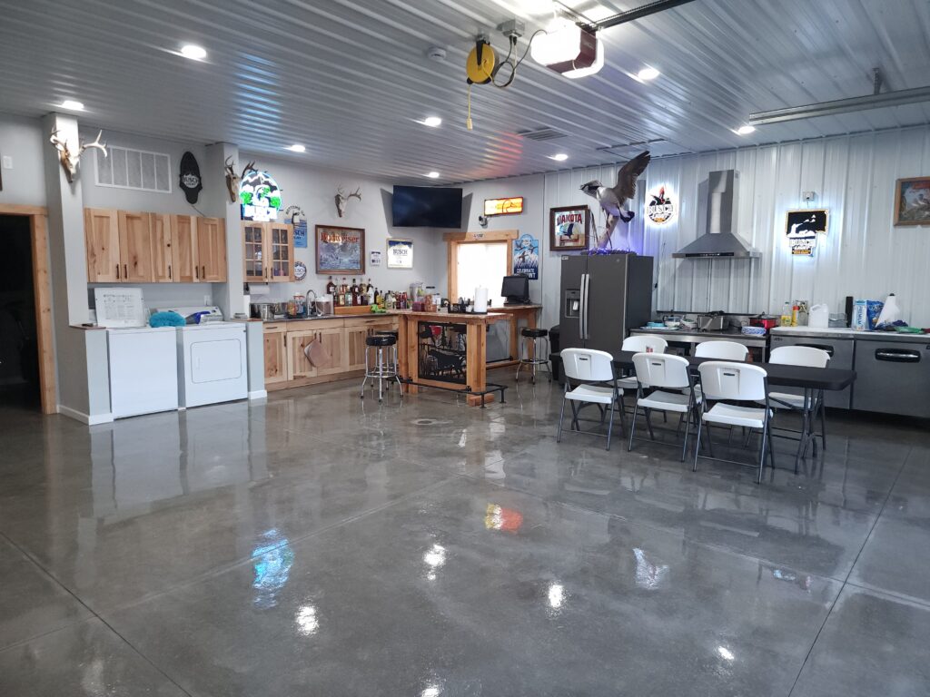 Eat, drink, and relax in the Main Lodge. Includes laundry for your convenience.